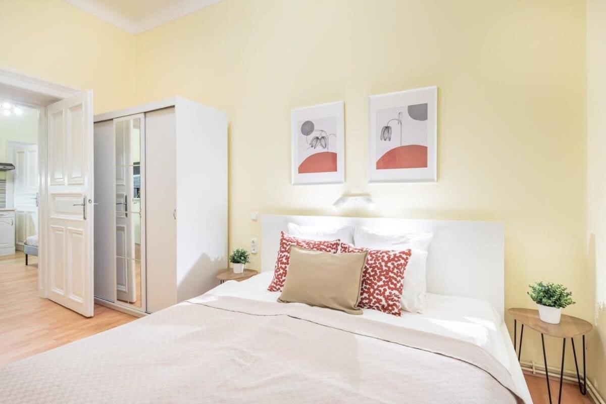 - New - Aircon - Comfy Apartamento *